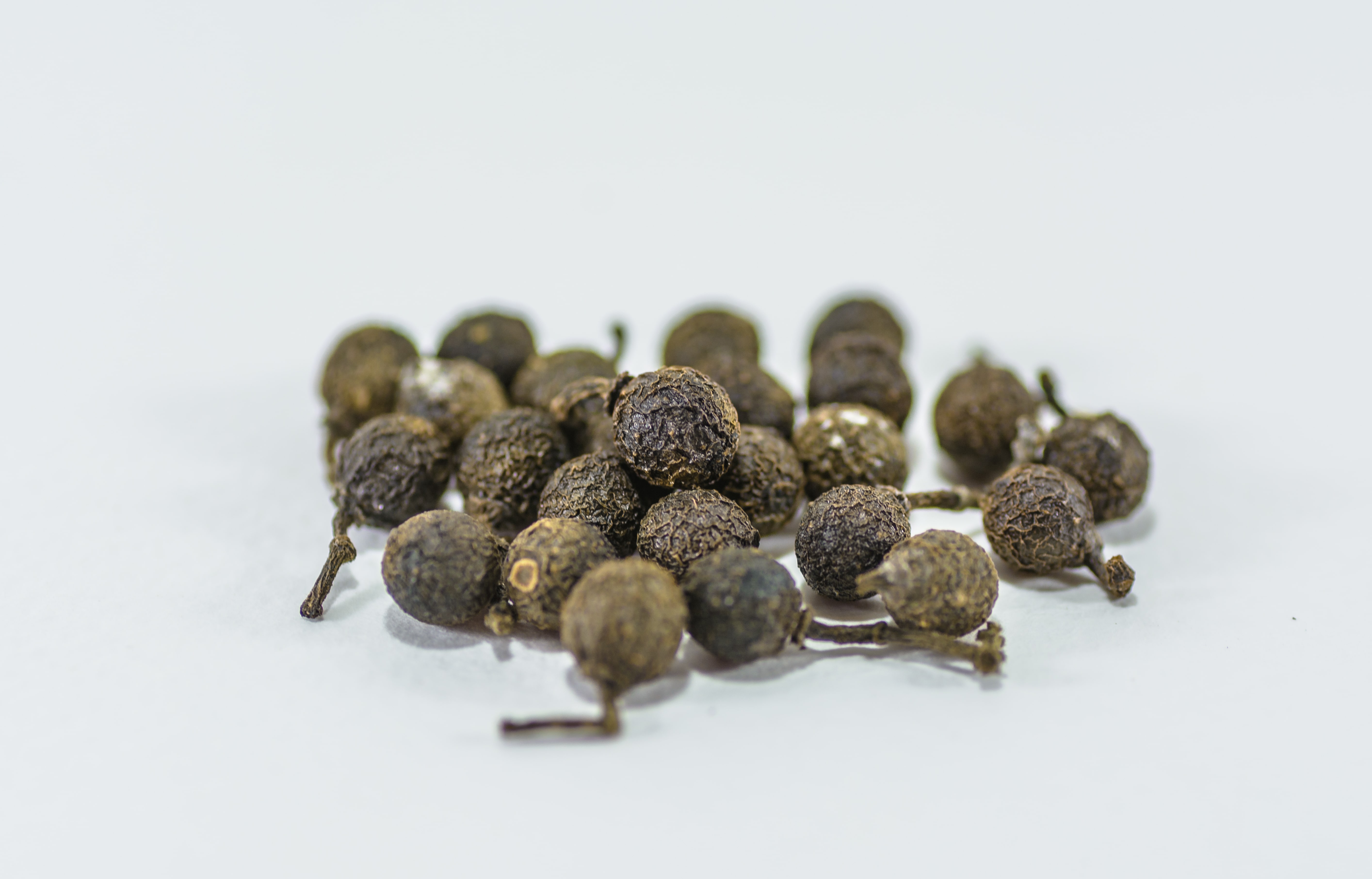 Litsea Cubeba HE (N° CAS 68855-99-2) Litsea Cubeba HE (N° CAS 68855-99-2)
